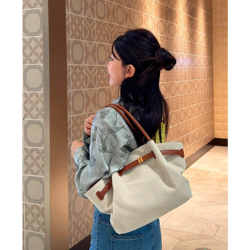 Hana Dumpling-vormige handtas  - Women Bags 2026 Trends recensie en prijs