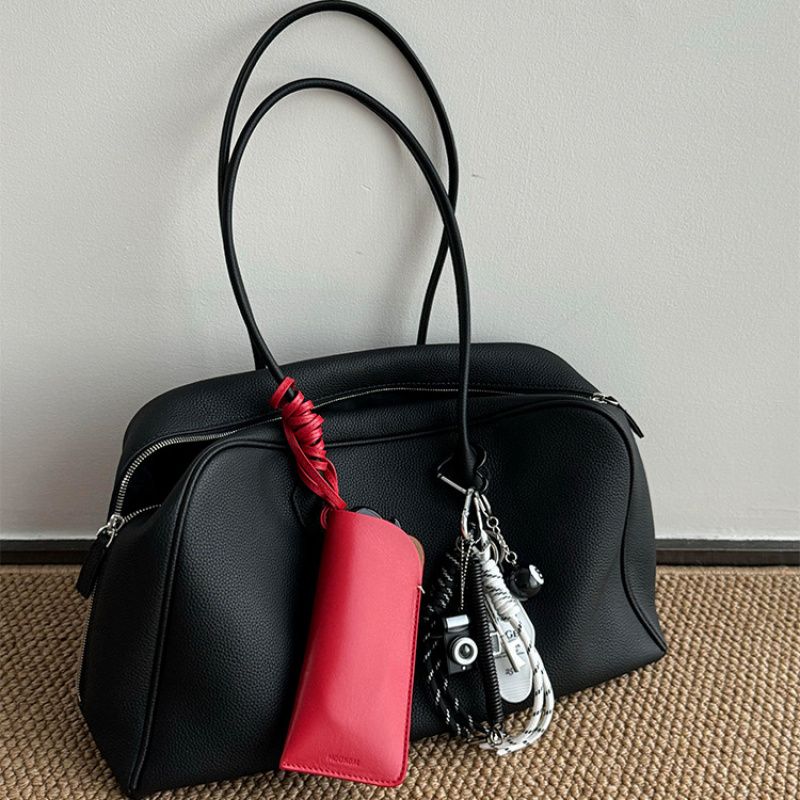 Zwarte zachte leren Boston Tot - Women Bags 2026 Trends recensie en prijs